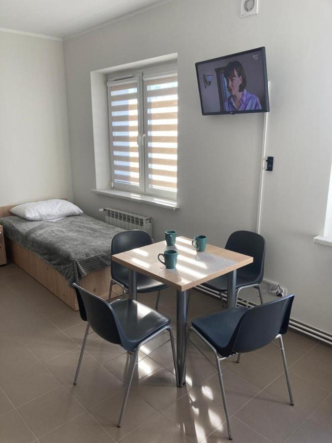 Hostel Przy Stadionie Явожно Екстериор снимка